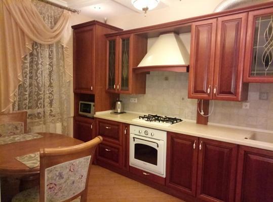 1-Комнатная Квартира Вип Уровня Посуточно В Ужгороде. Ул.И.Франка. Buitenkant foto
